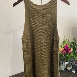 Nine West Olive Green Sleeveless Sweater size XL